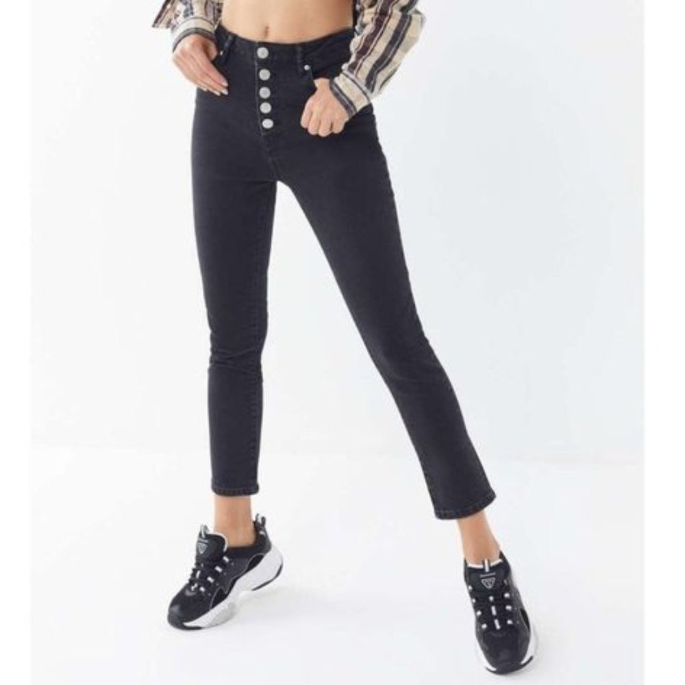 BDG Urban Outfitters Girlfriend High Rise cropped